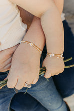 Load image into Gallery viewer, Dainty Matching Pearl Bracelet Set
