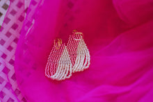 Load image into Gallery viewer, Valentine&#39;s Lulu beaded Earring
